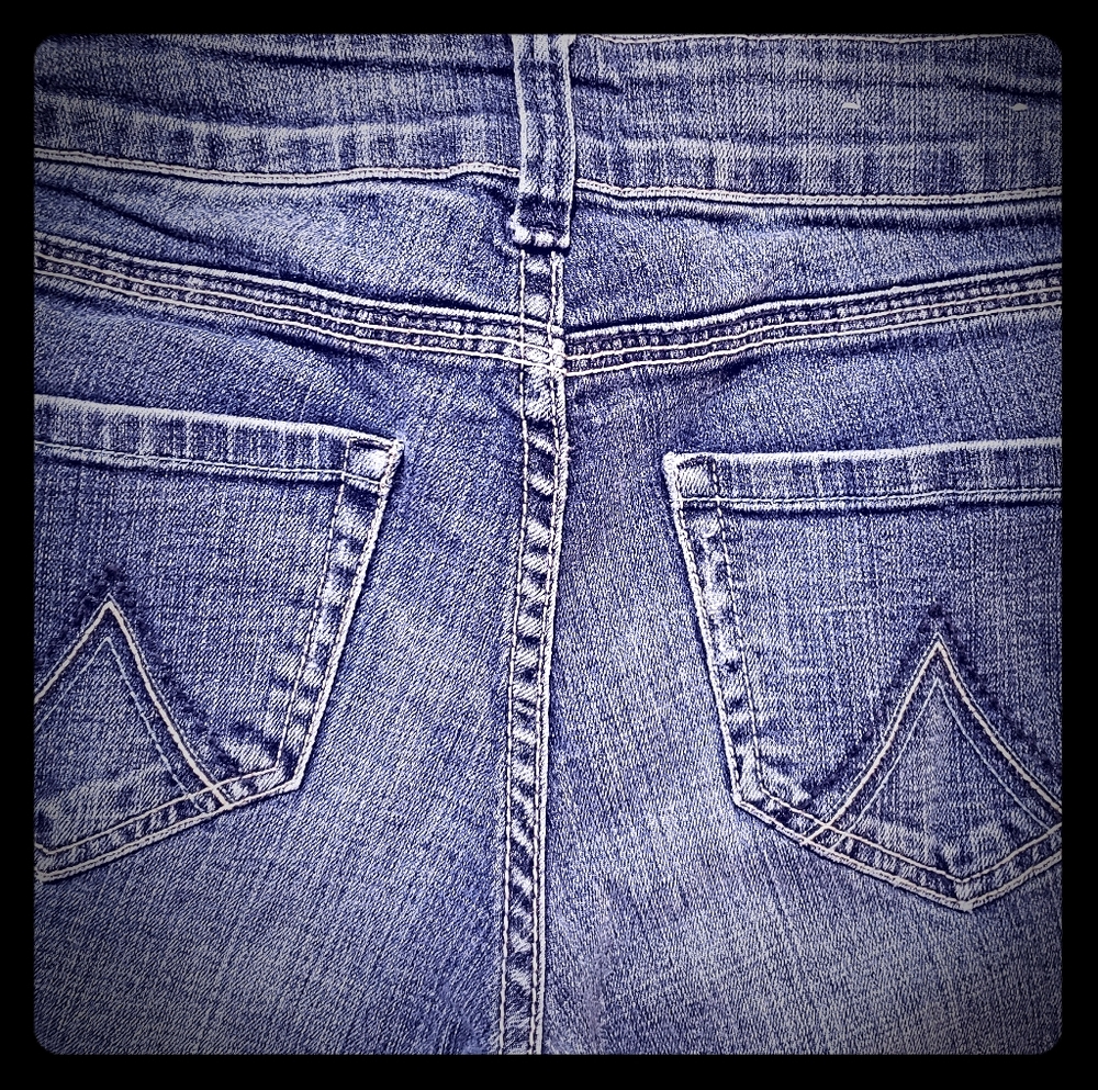 dELiA's Bootcut Jean - Picture 4 of 5